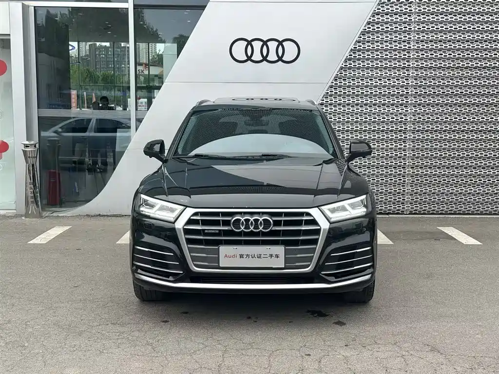 Audi Q5L 2021 — фото 2
