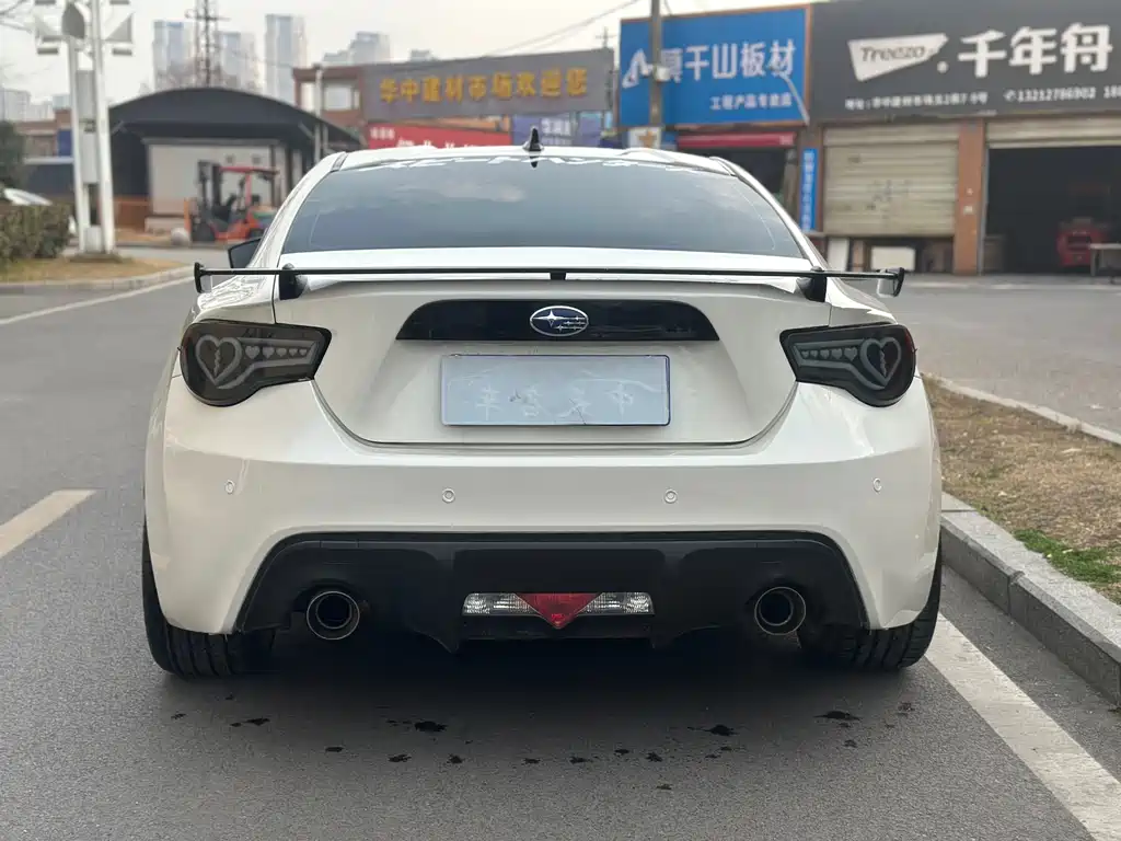 Subaru BRZ 2019 — фото 8