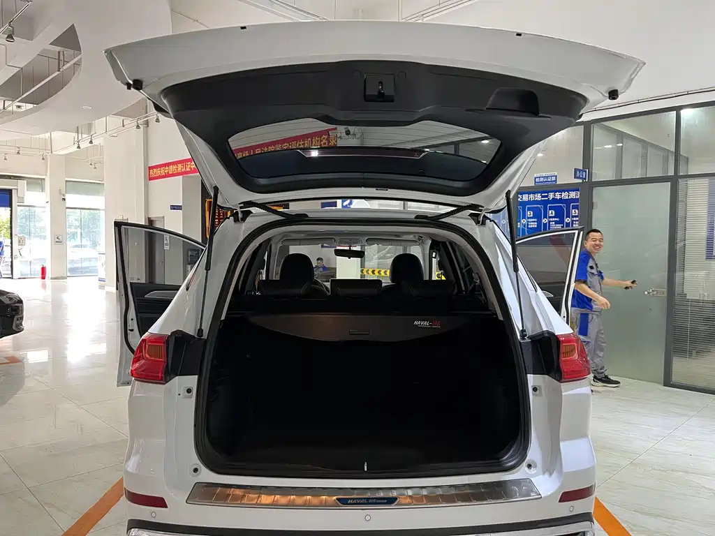 Haval M6 2023 — фото 11