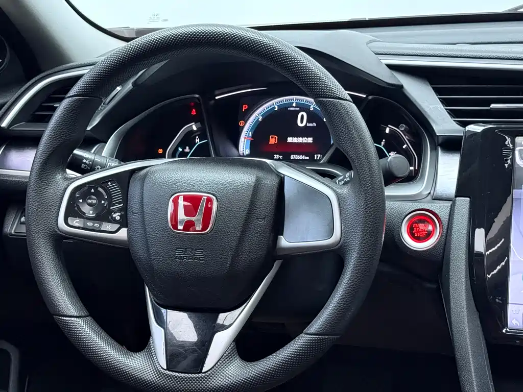 Honda Civic 2018 — фото 6