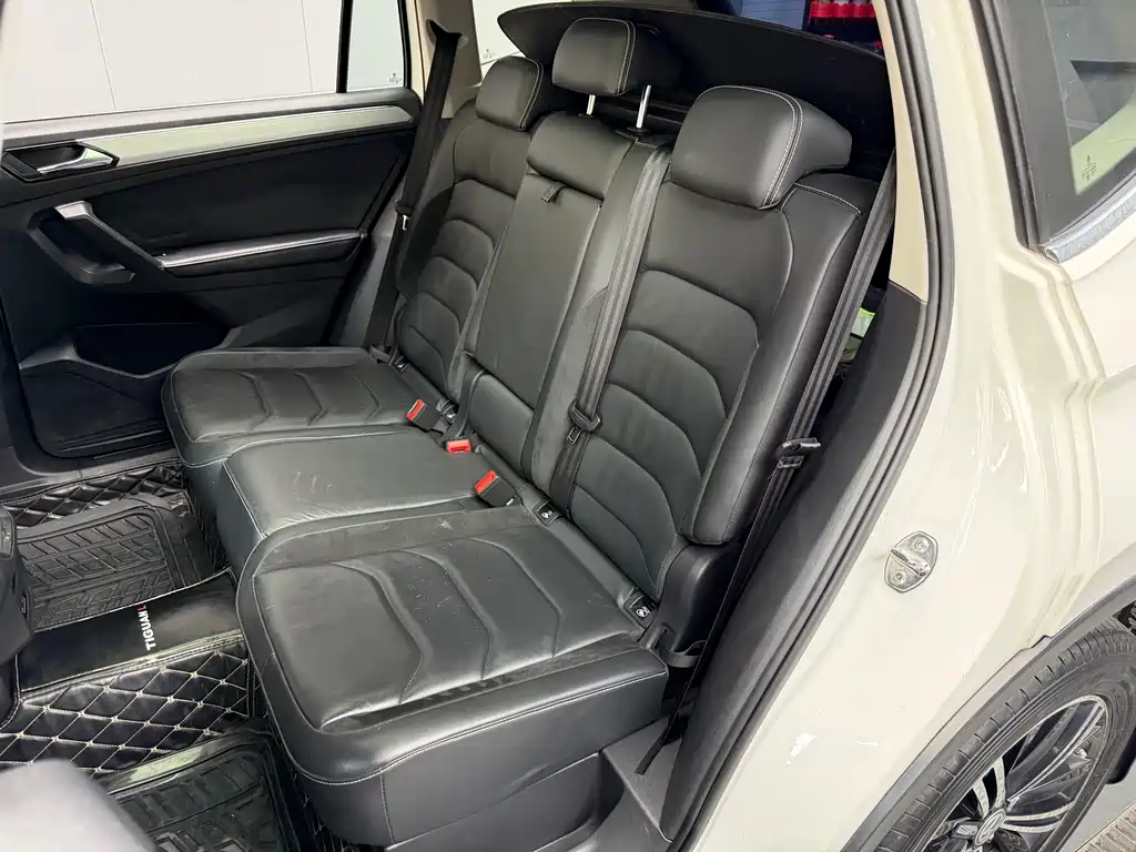 Volkswagen Tiguan L 2017 — фото 9