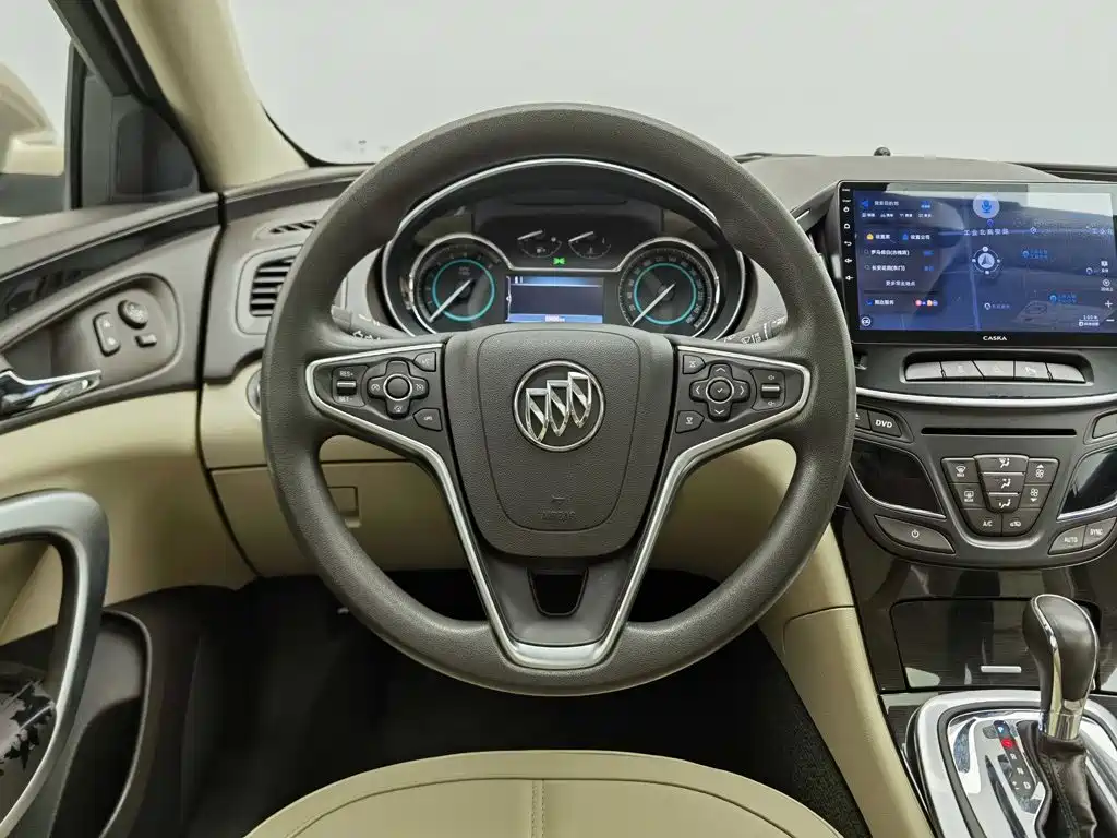 Buick Regal 2015 — фото 11