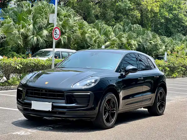 Porsche Macan 2022