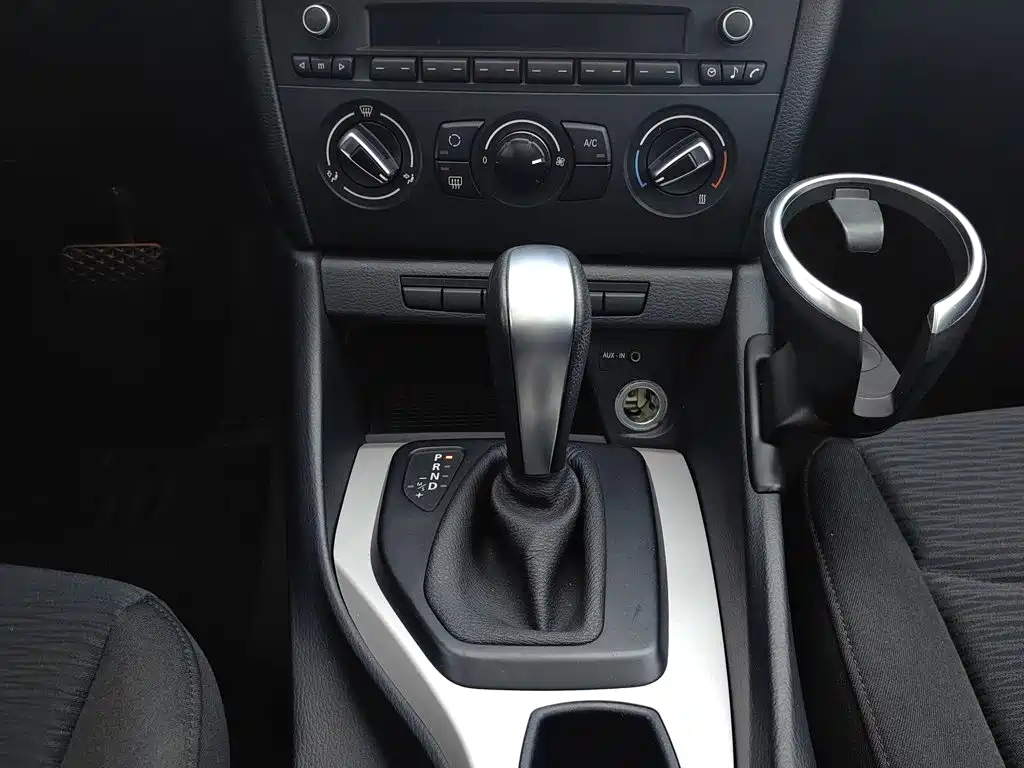 BMW X1 2014 — фото 13