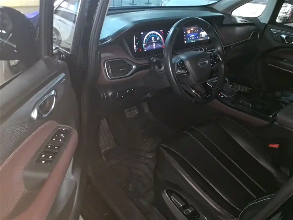 GAC Motor Trumpchi M6 2023 — фото 16