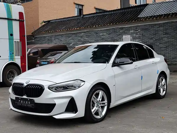BMW 1 Series 2023