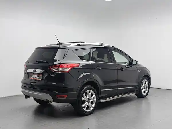 Ford Kuga 2014