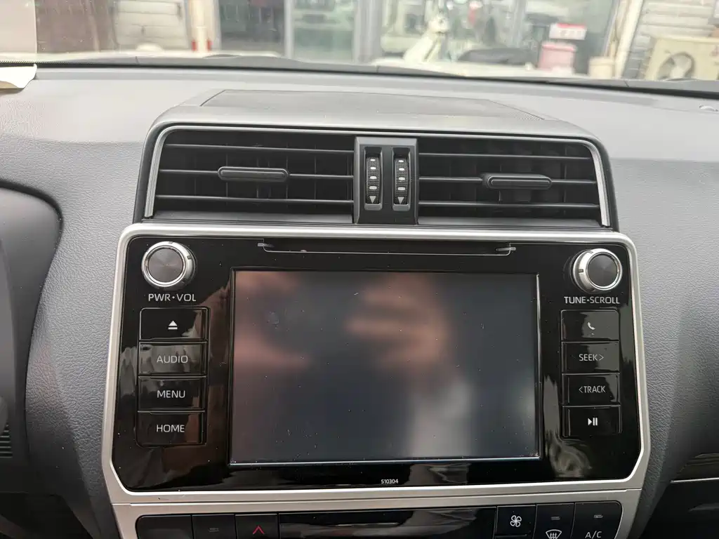 Toyota Prado 2019 — фото 15