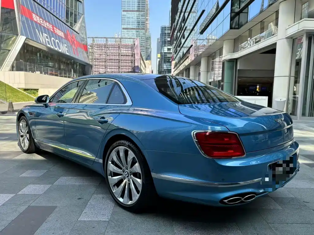 Bentley Flying Spur 2022 — фото 2