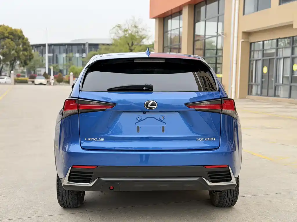 Lexus NX 2018 — фото 6