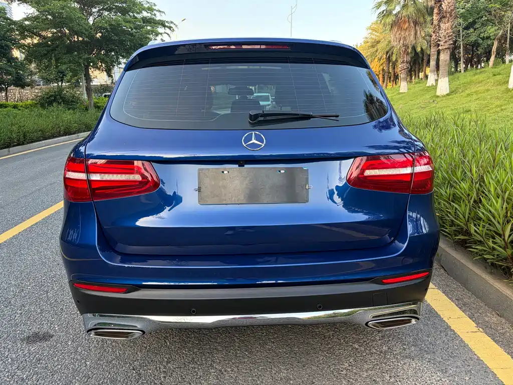 Mercedes-Benz GLC 2018 — фото 15