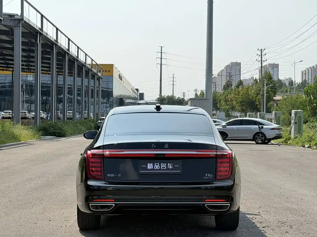 Hongqi H9 2022 — фото 4