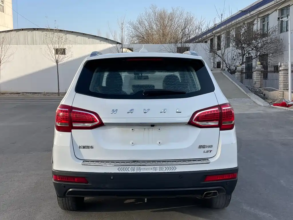 Haval H6 2014 — фото 10