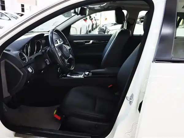 Mercedes-Benz C-Class 2012