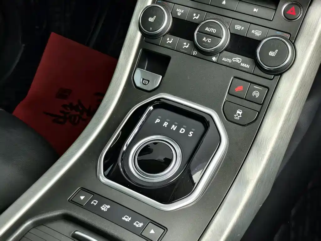 Land Rover Evoque 2014 — фото 14