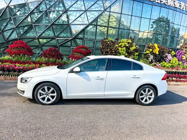 Volvo S60 2017