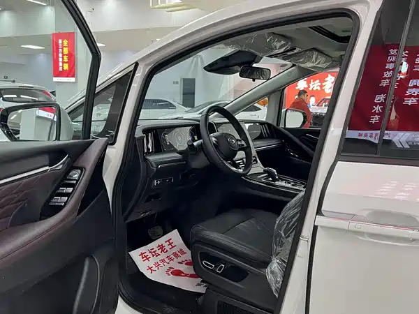 GAC Trumpchi M8 2024