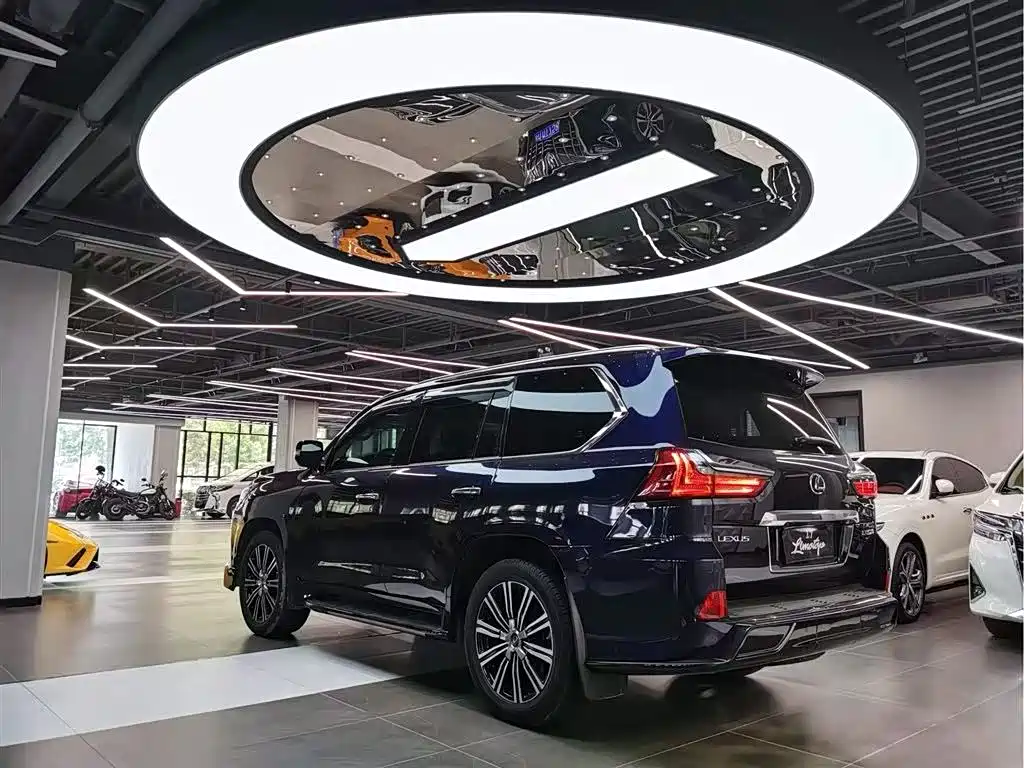 Lexus LX 2019 — фото 5