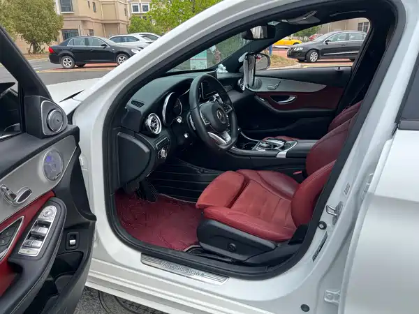 Mercedes-Benz C-Class 2018