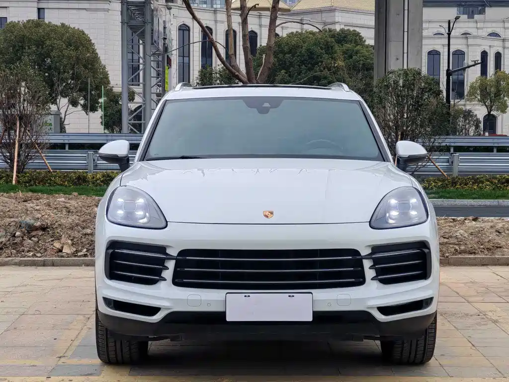 Porsche Cayenne 2018 — фото 2