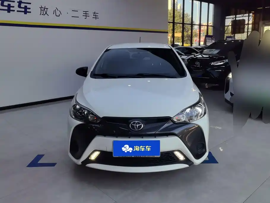 Toyota Yaris L 2019