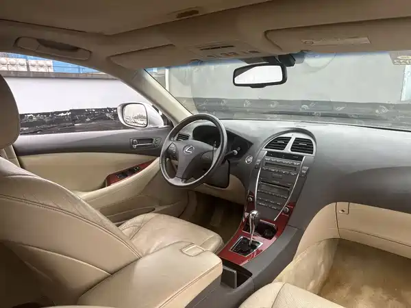 Lexus ES 2010