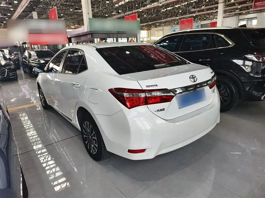Toyota Corolla 2019 — фото 14