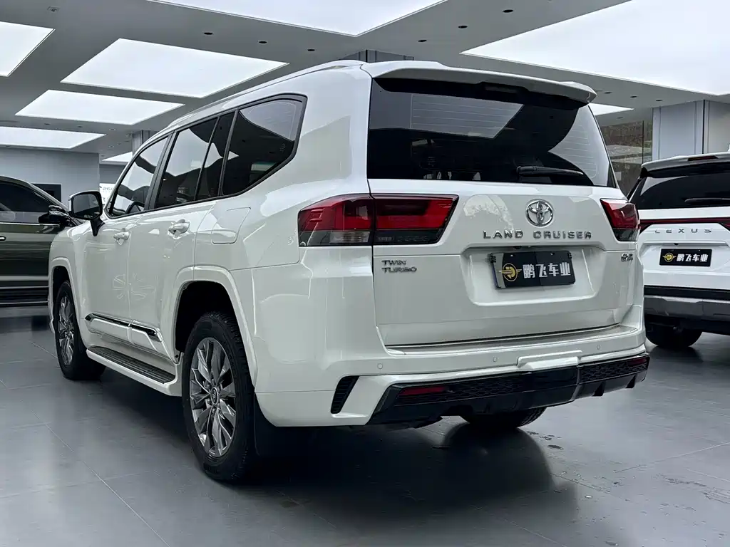 Toyota Land Cruiser 2025 — фото 25