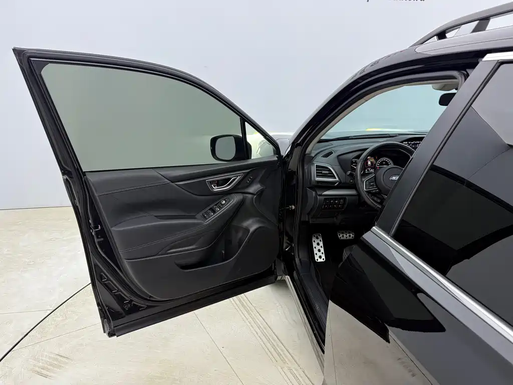 Subaru Forester 2021 — фото 21