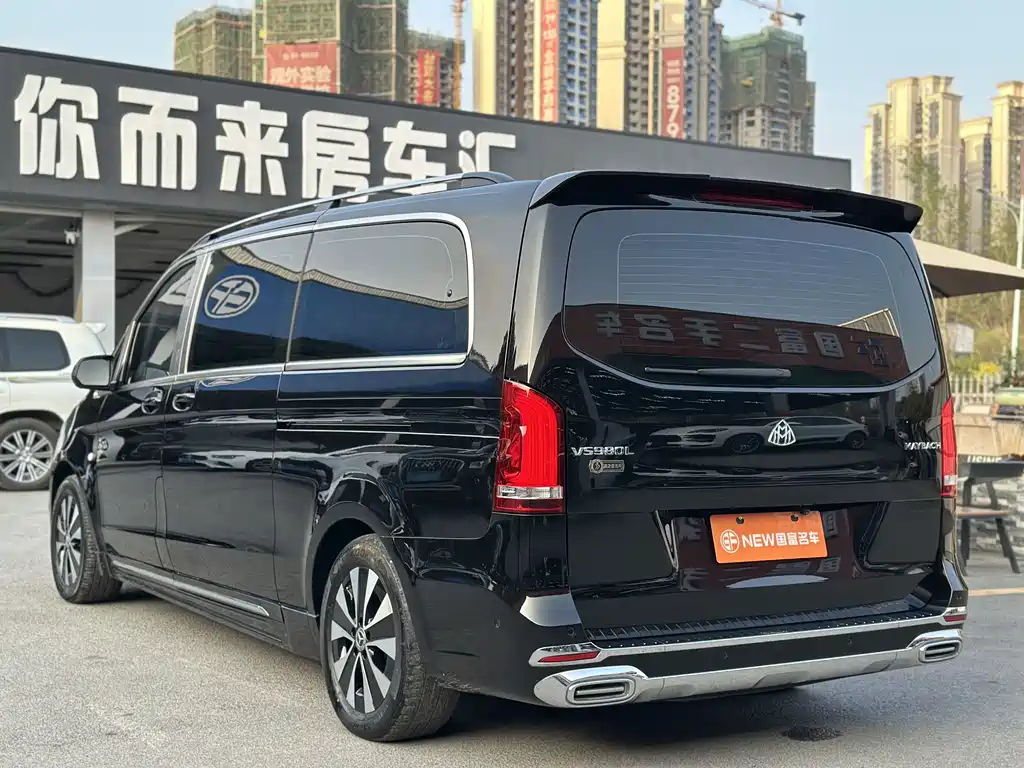 Mercedes-Benz Vito 2022 — фото 18