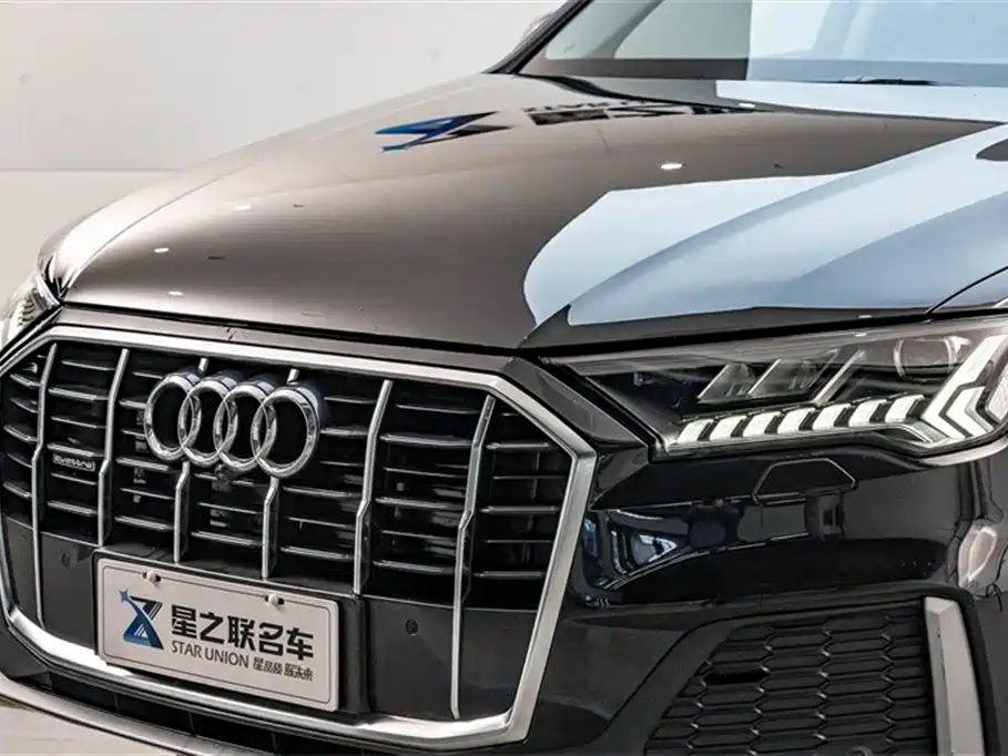 Audi Q7 2024 — фото 3