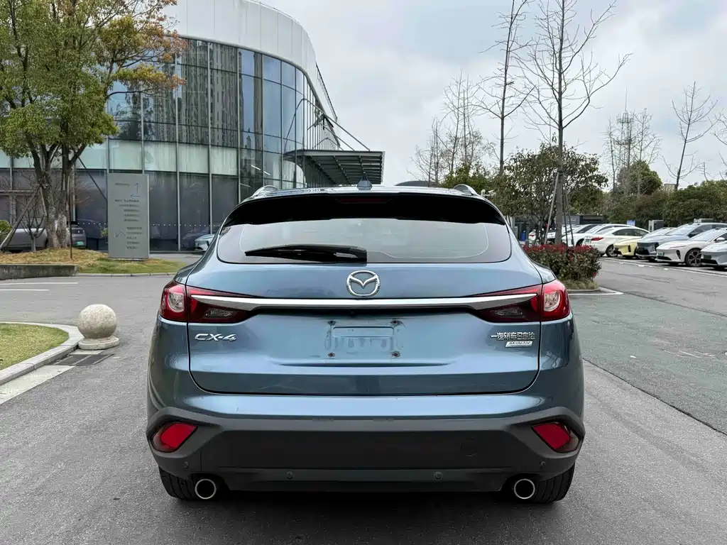 Mazda CX-4 2019 — фото 11