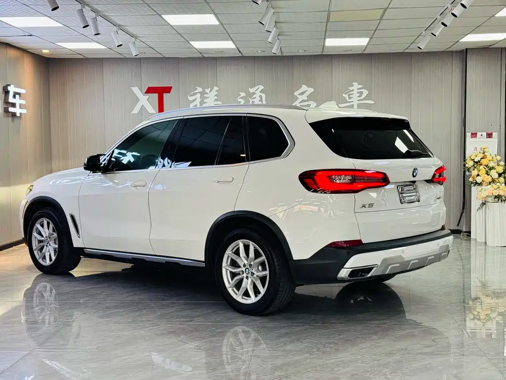 BMW X5 2020 — фото 14