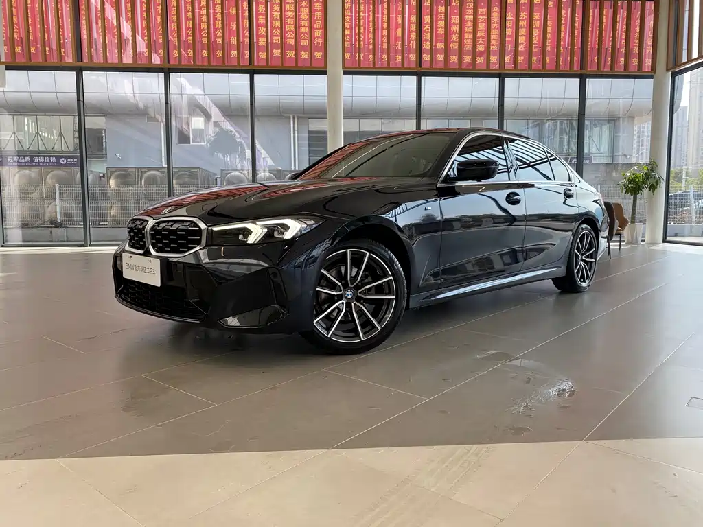 BMW 3 Series 2023 — фото 1