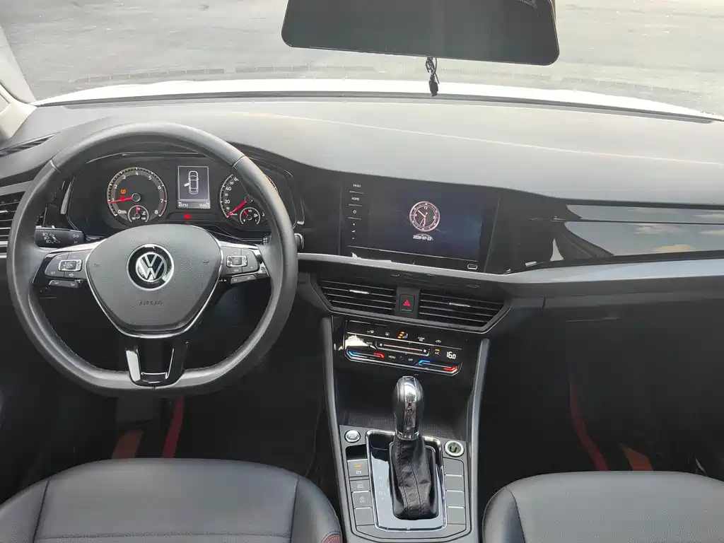 Volkswagen Bora 2021
