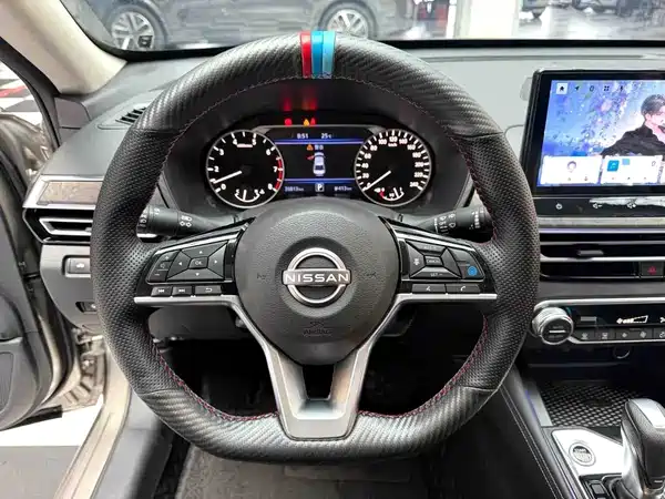 Nissan Teana 2022