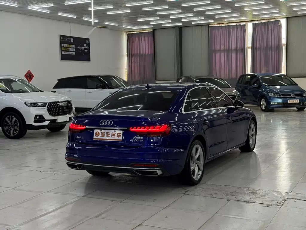 Audi A4L 2020 — фото 10