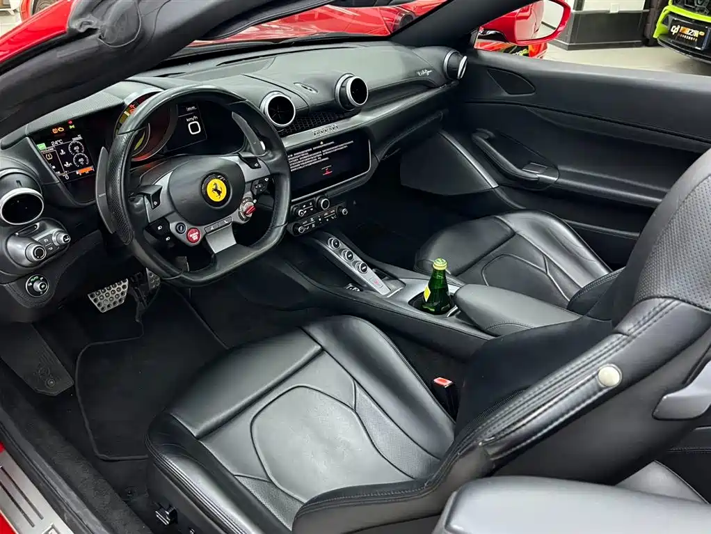 Ferrari Portofino 2019 — фото 10
