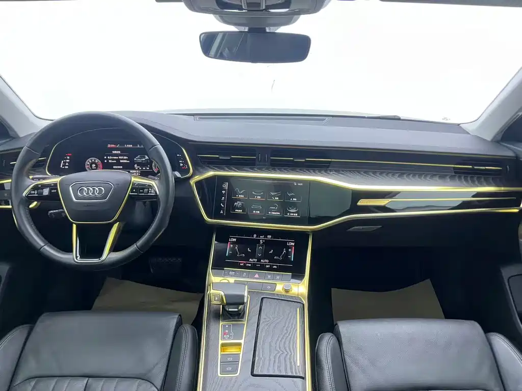 Audi A6L 2020