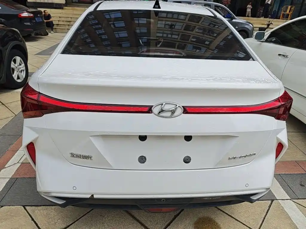 Hyundai Verna 2019 — фото 6