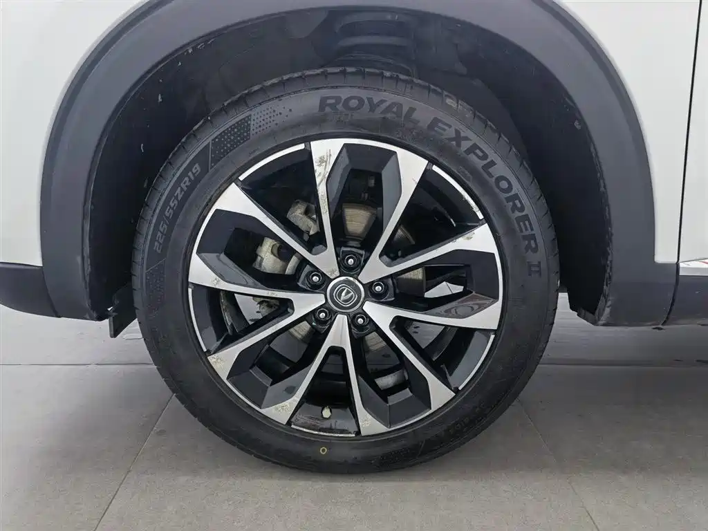 Changan CS85 COUPE 2019 — фото 17