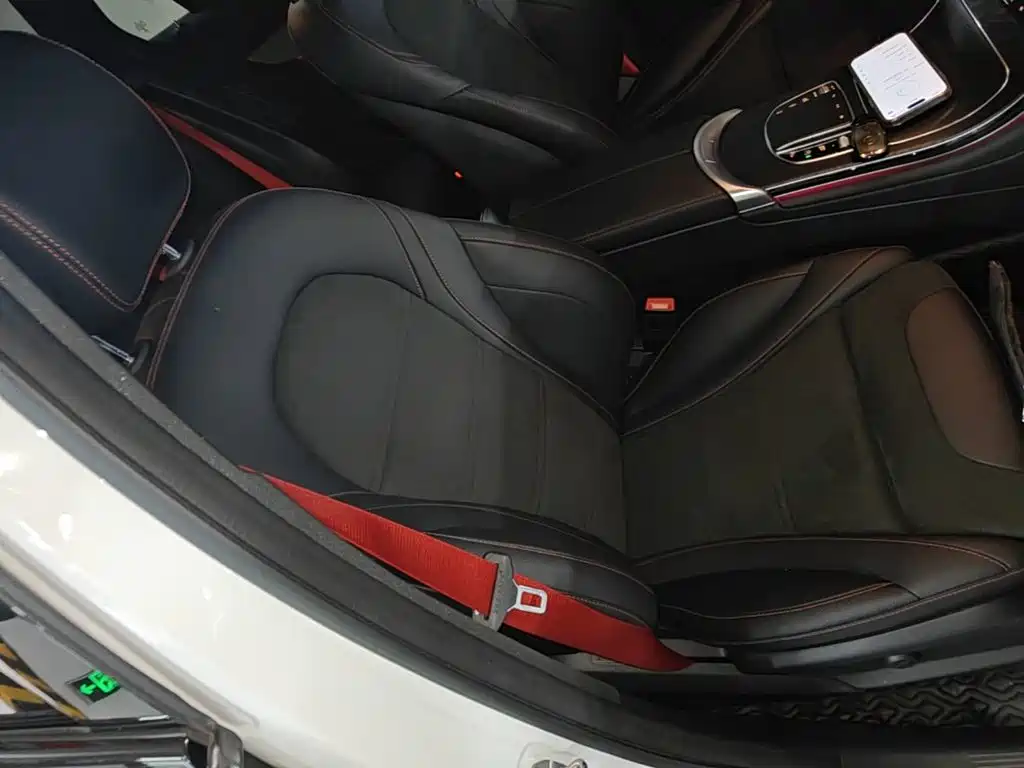 Mercedes-Benz GLC AMG 2023 — фото 25