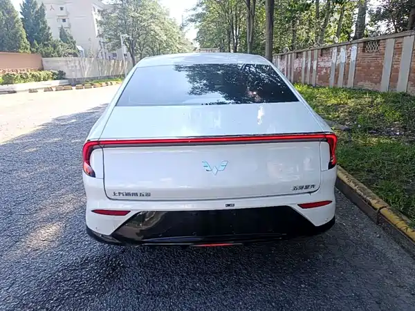 Wuling Starlight 2025