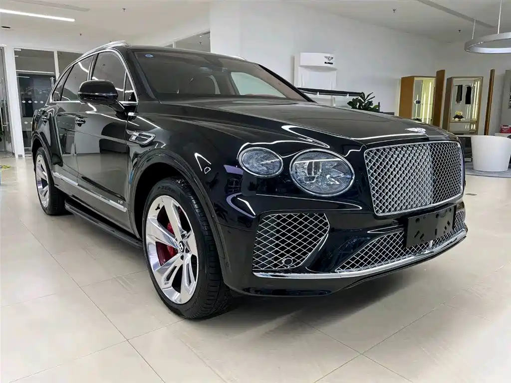 Bentley Bentayga 2022 — фото 4