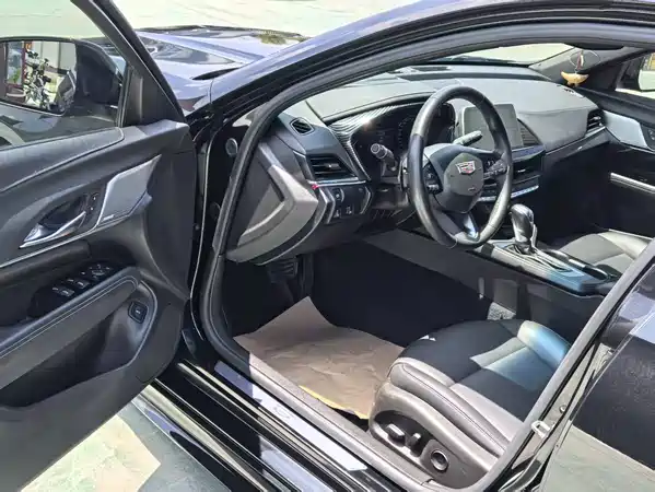Cadillac CT4 2020