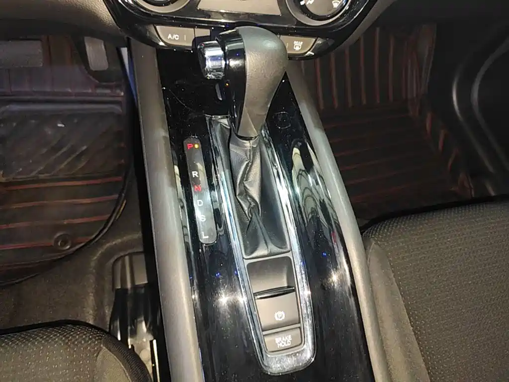 Honda Vezel 2021 — фото 14