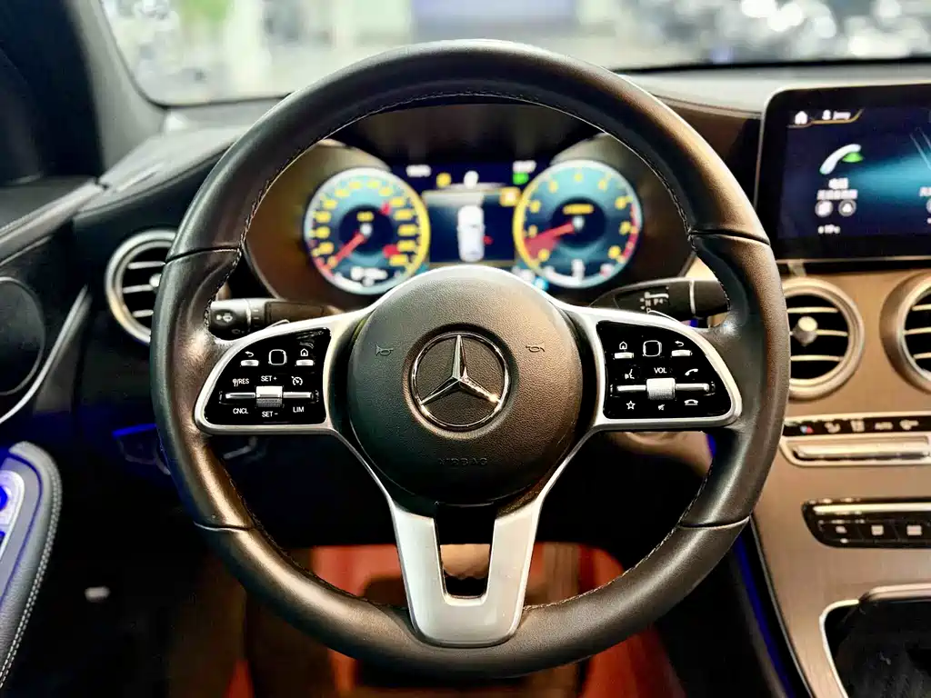 Mercedes-Benz GLC Coupe 2021 — фото 11