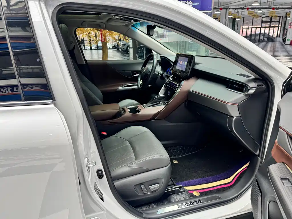 Toyota Harrier 2026 — фото 18