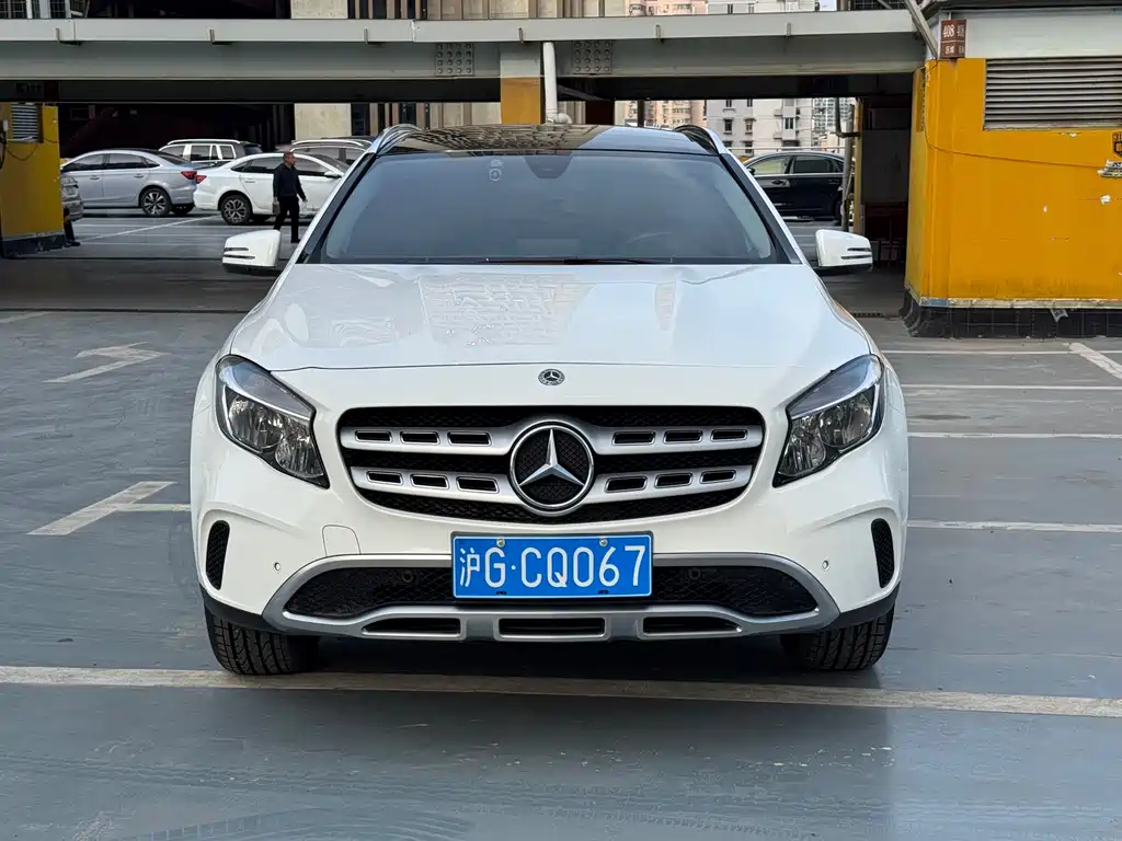 Mercedes-Benz GLA 2017 — фото 2