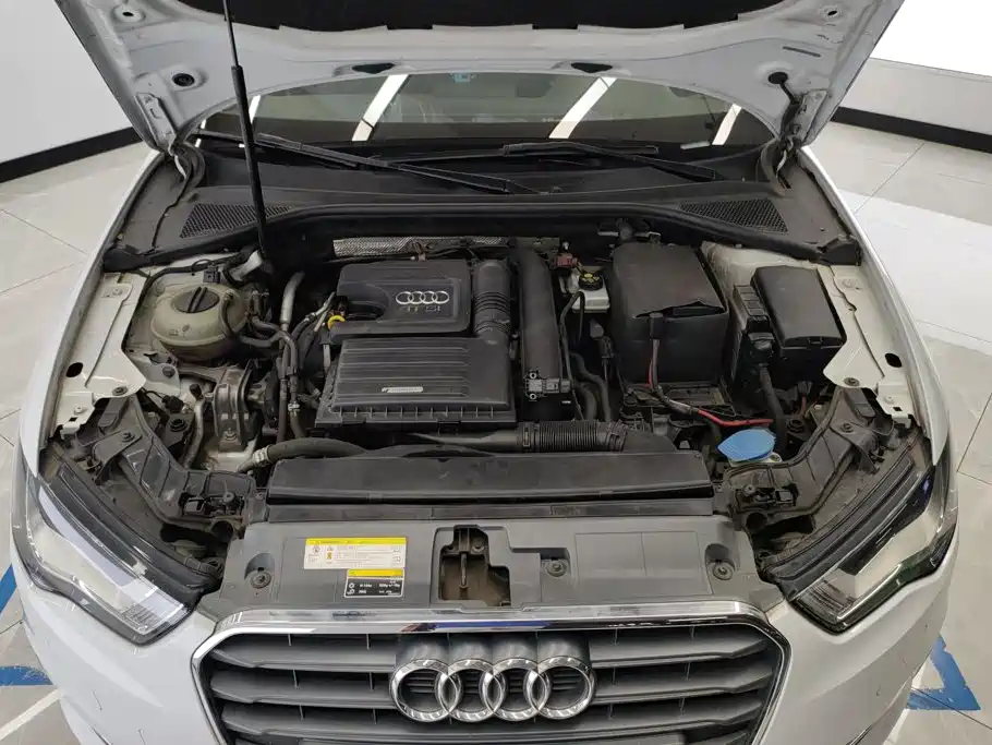 Audi A3 2015 — фото 10
